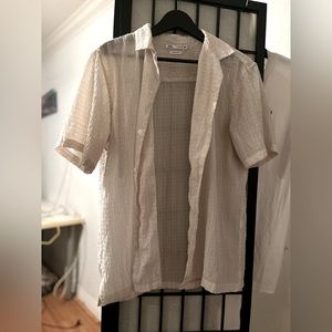 Zara men’s white casual textured buttoned up short sleeve shirt